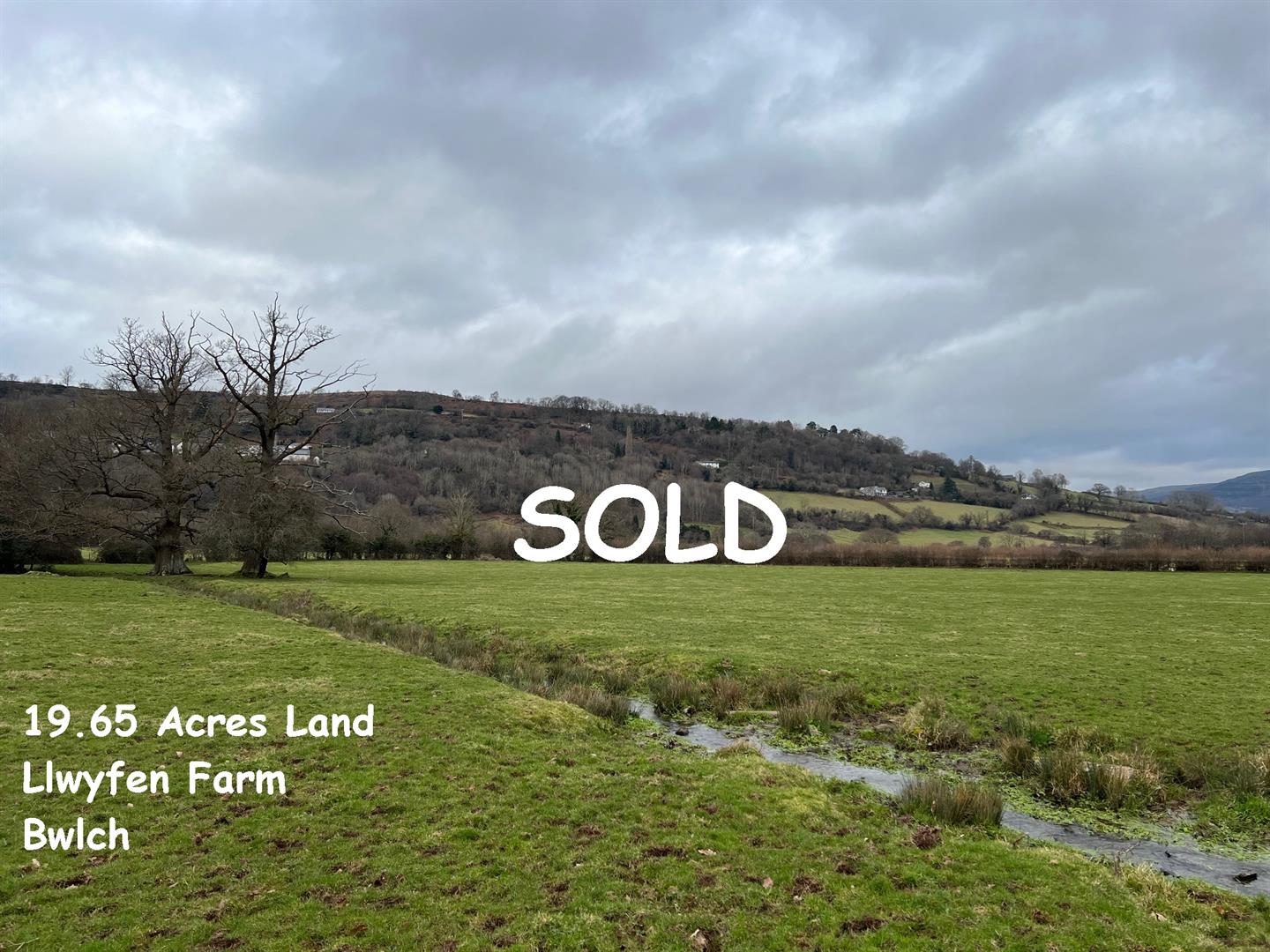 LLWYFEN FARM SOLD TEXT.jpg